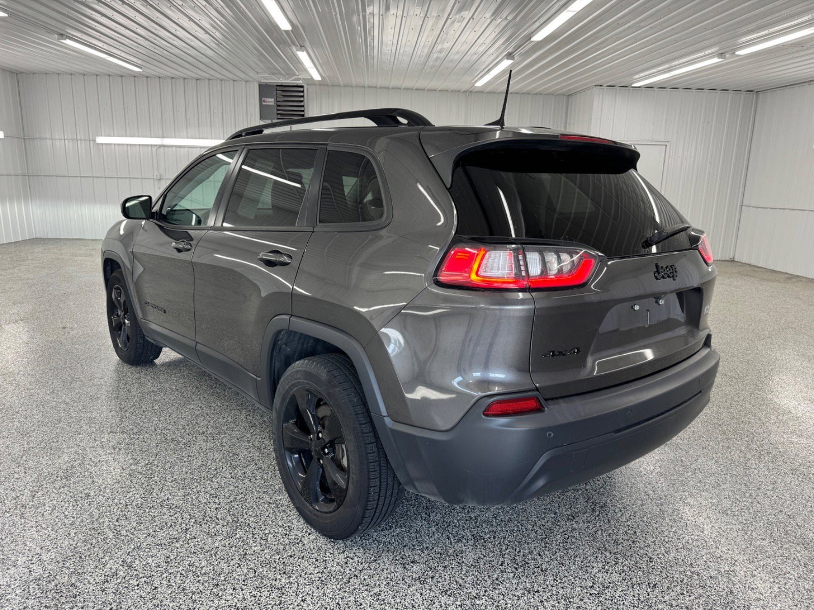 2020 Jeep Cherokee Altitude