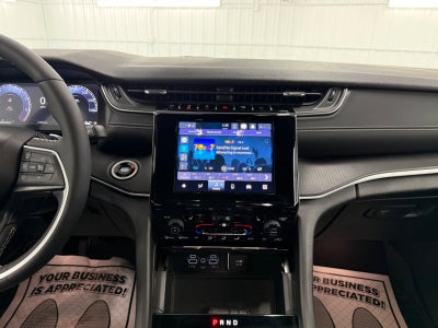 2024 Jeep Grand Cherokee Laredo