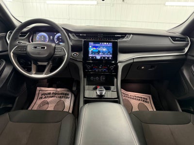 2024 Jeep Grand Cherokee Laredo