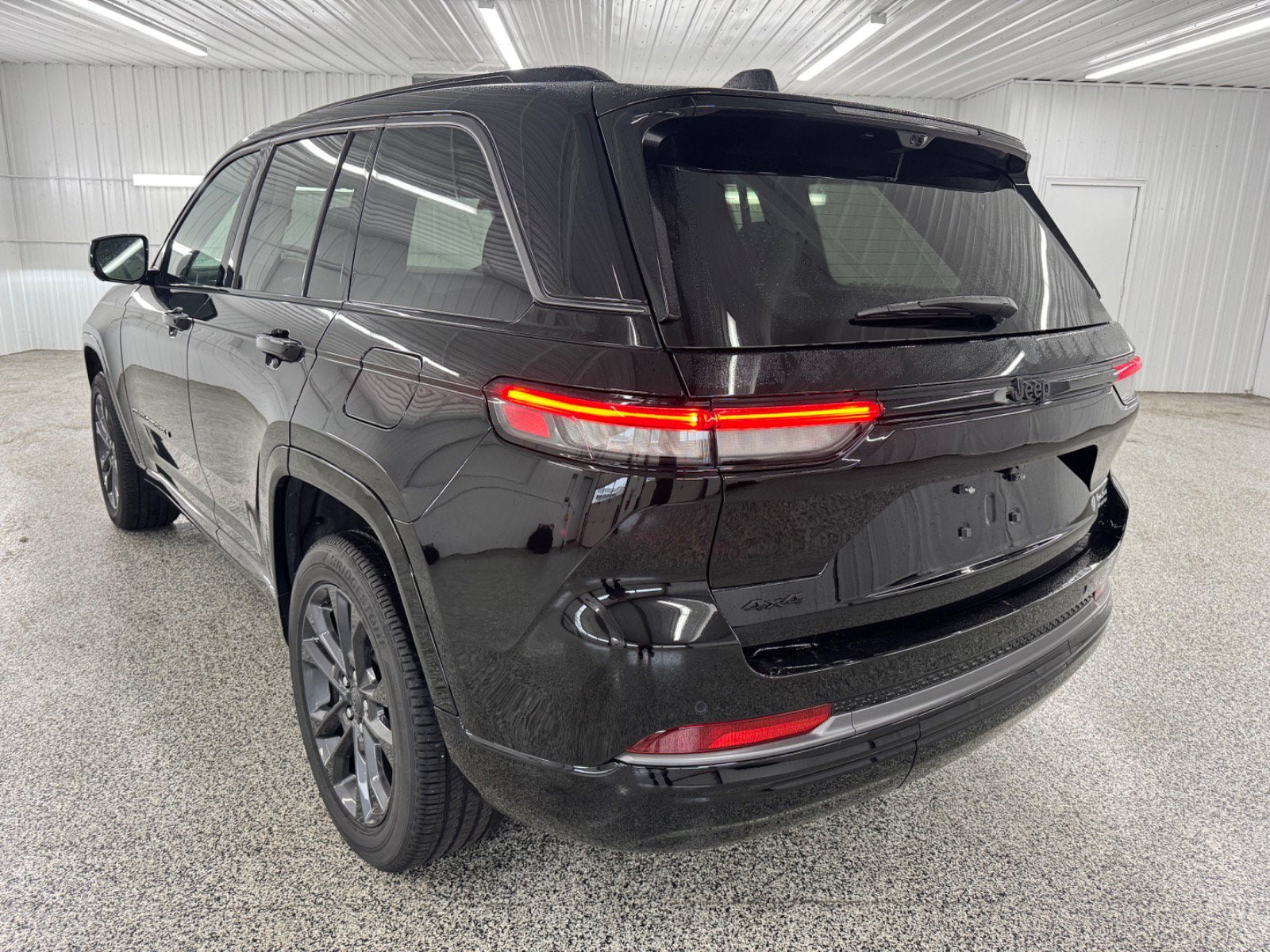 2026 Jeep Grand Cherokee Limited Reserve