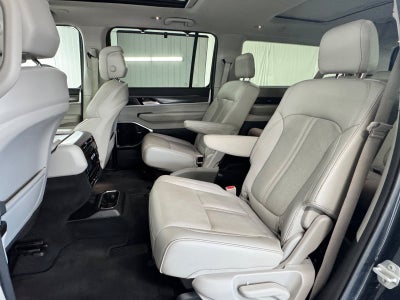 2023 Jeep Wagoneer L Series III