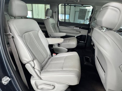 2023 Jeep Wagoneer L Series III