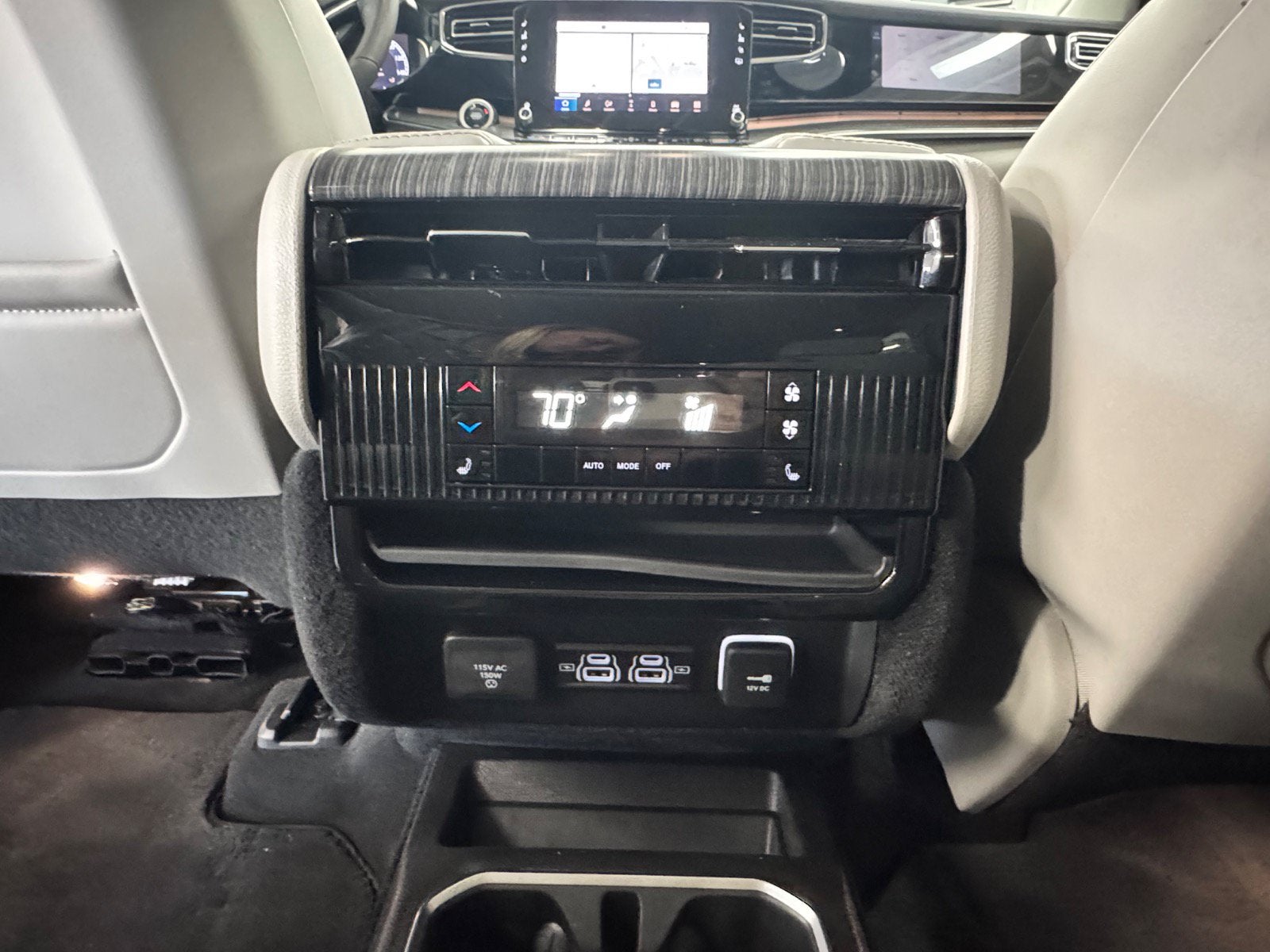 2023 Jeep Wagoneer L Series III