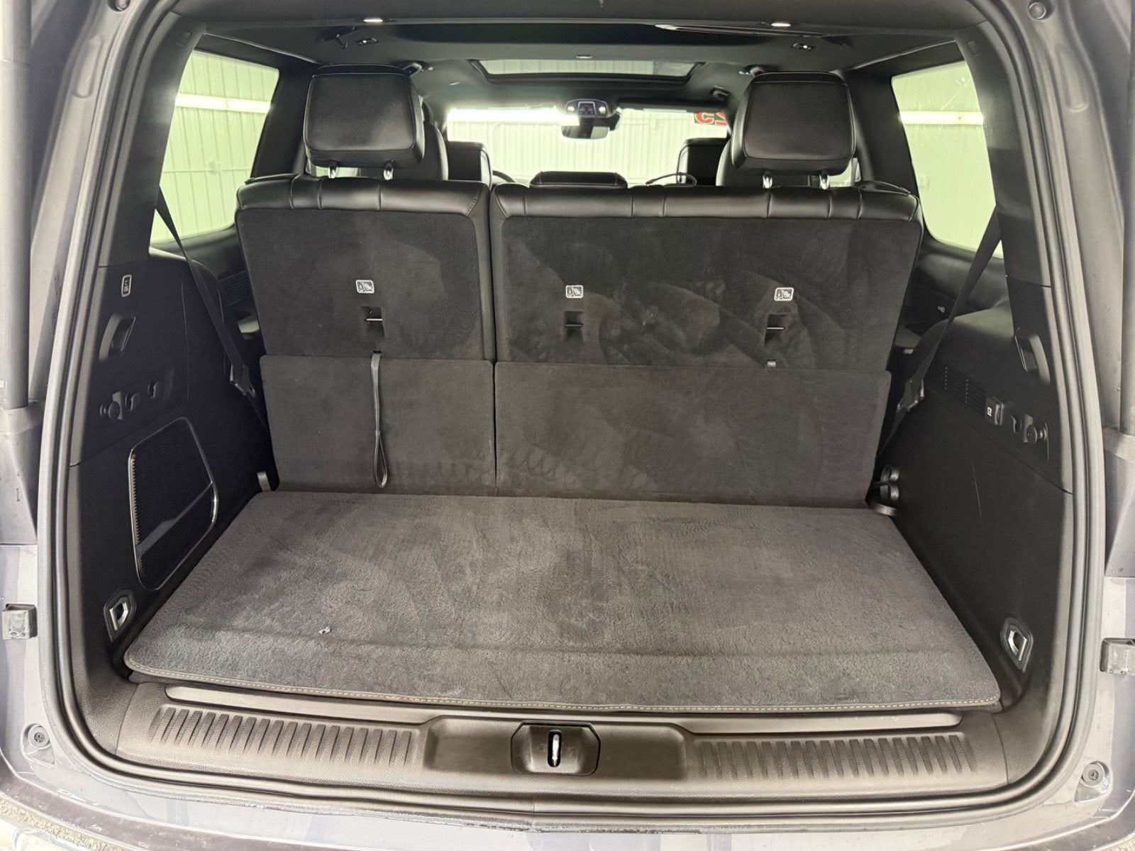 2025 Jeep Wagoneer Base