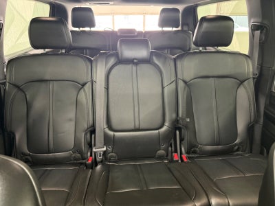 2025 Jeep Wagoneer Base