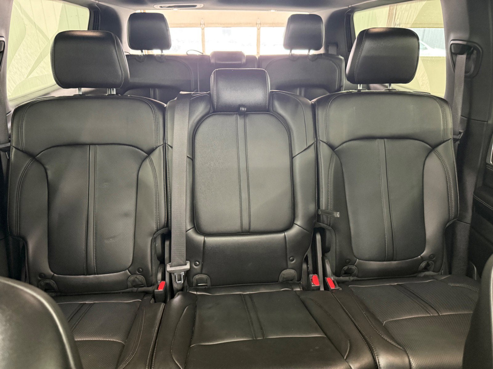 2025 Jeep Wagoneer Base