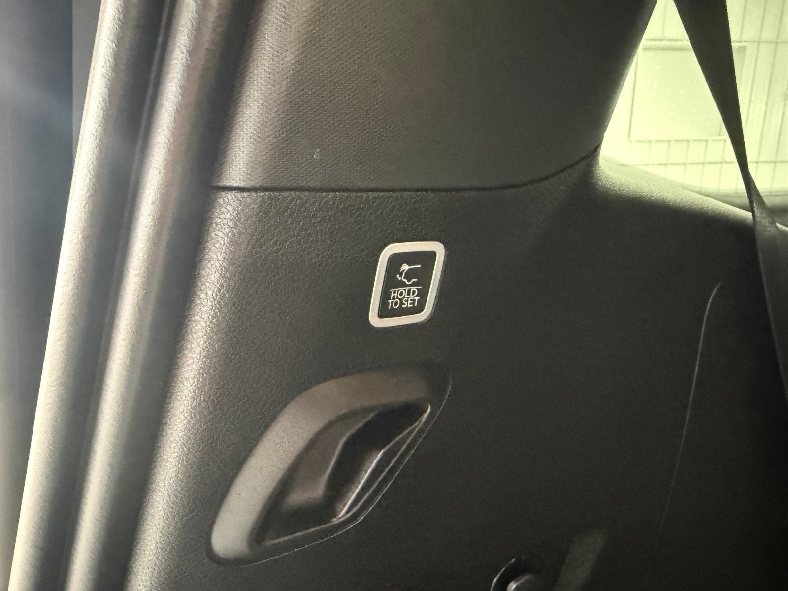 2025 Jeep Wagoneer Base