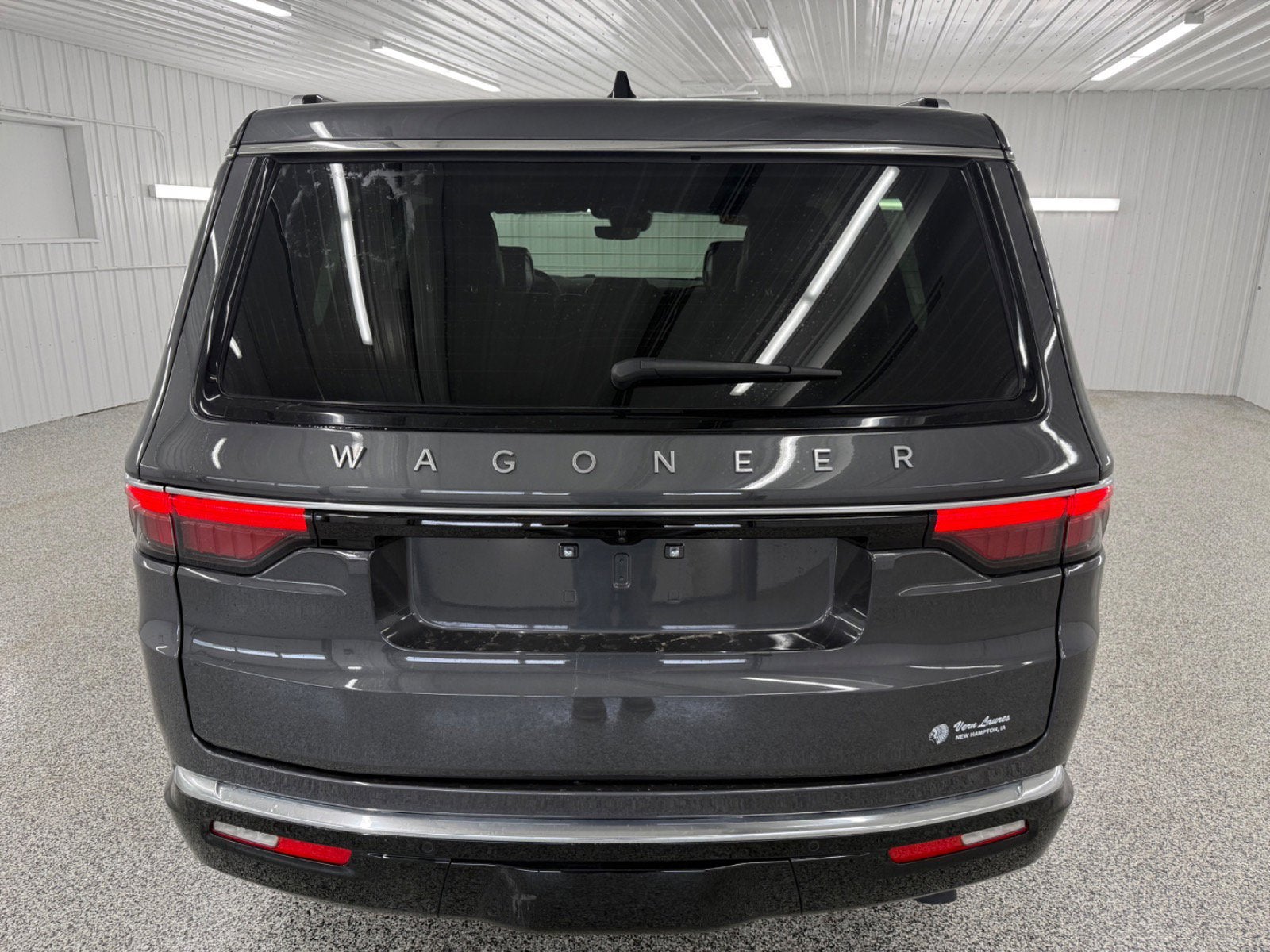 2025 Jeep Wagoneer Base