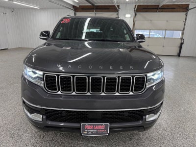 2025 Jeep Wagoneer Base