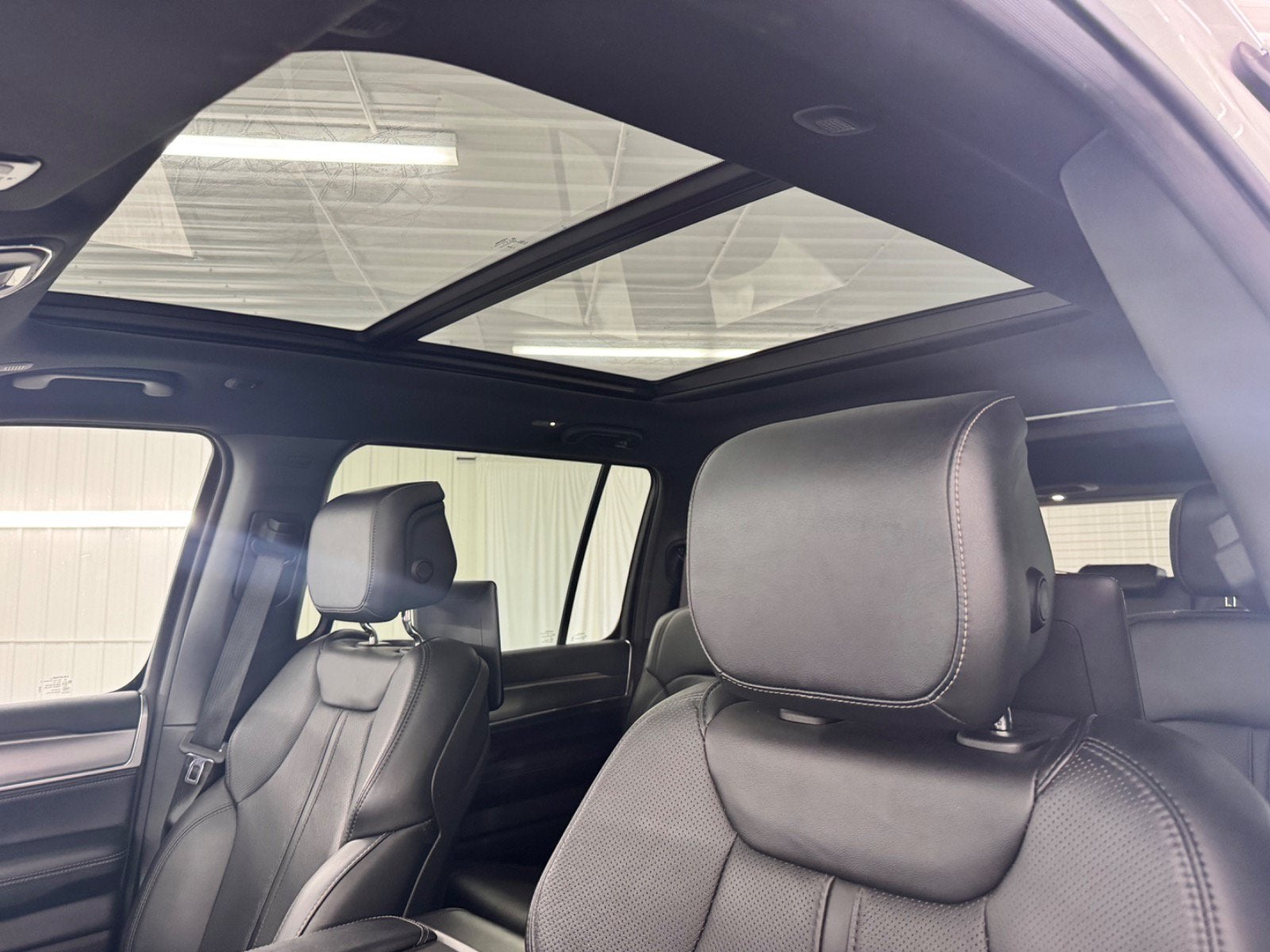 2024 Jeep Wagoneer Series II Carbide
