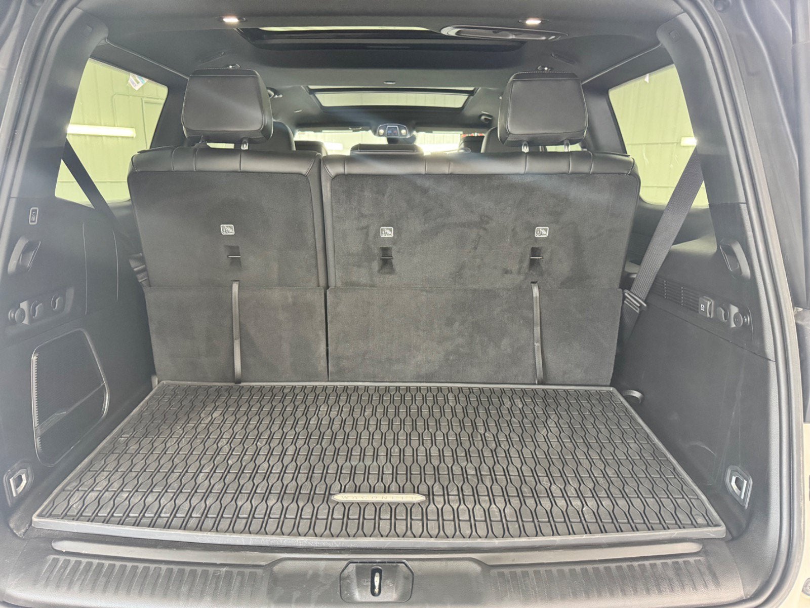 2024 Jeep Wagoneer Series II Carbide