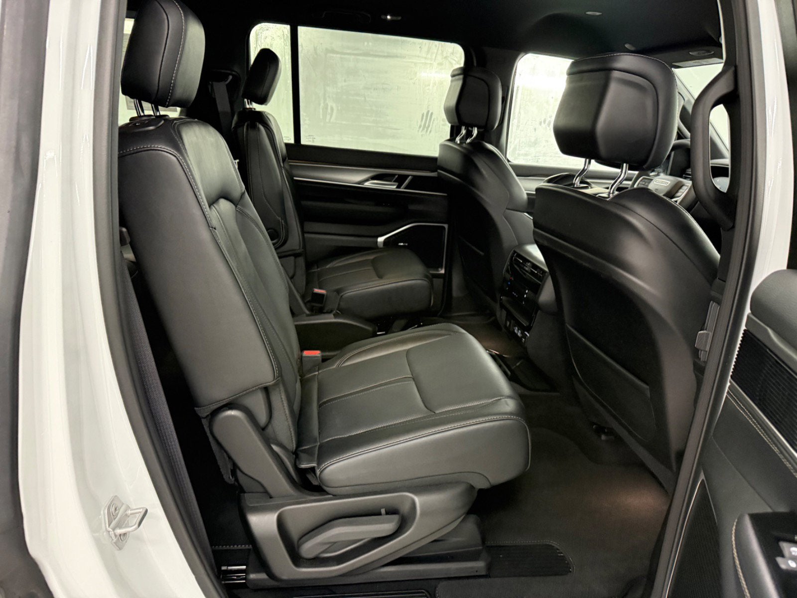 2025 Jeep Wagoneer Series II