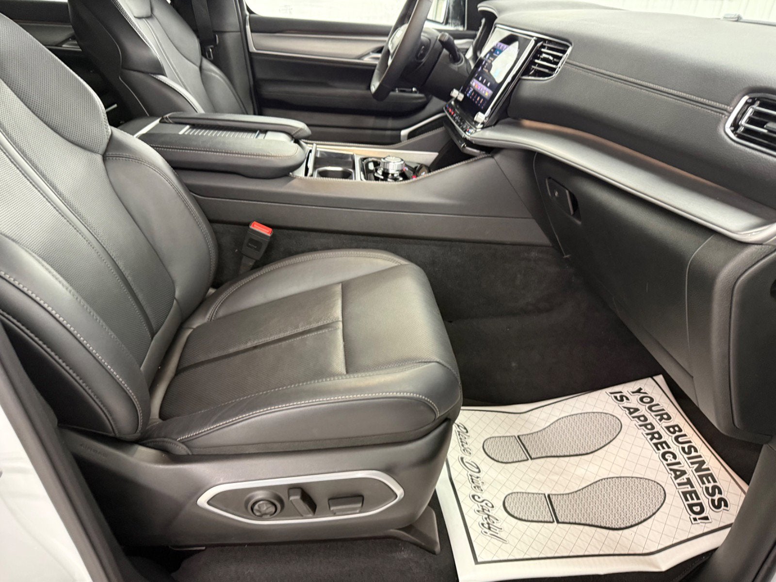 2025 Jeep Wagoneer Series II