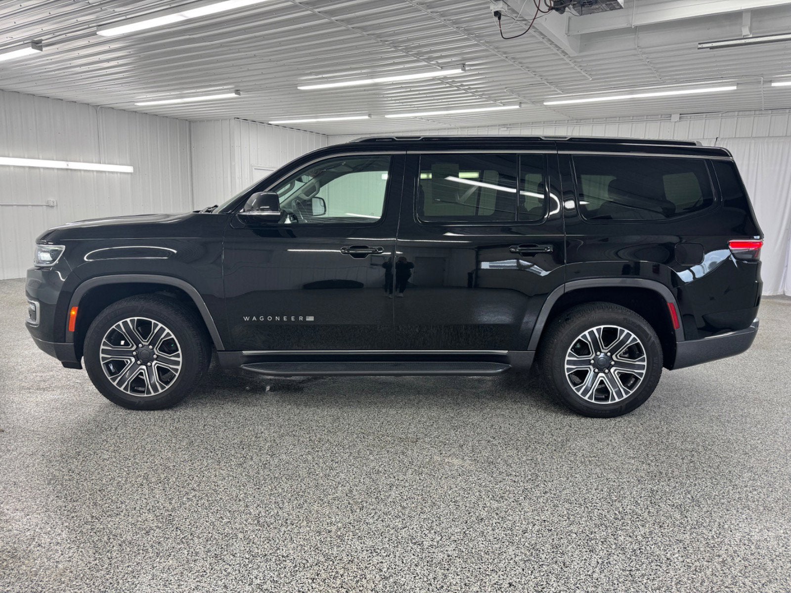2022 Jeep Wagoneer Series III
