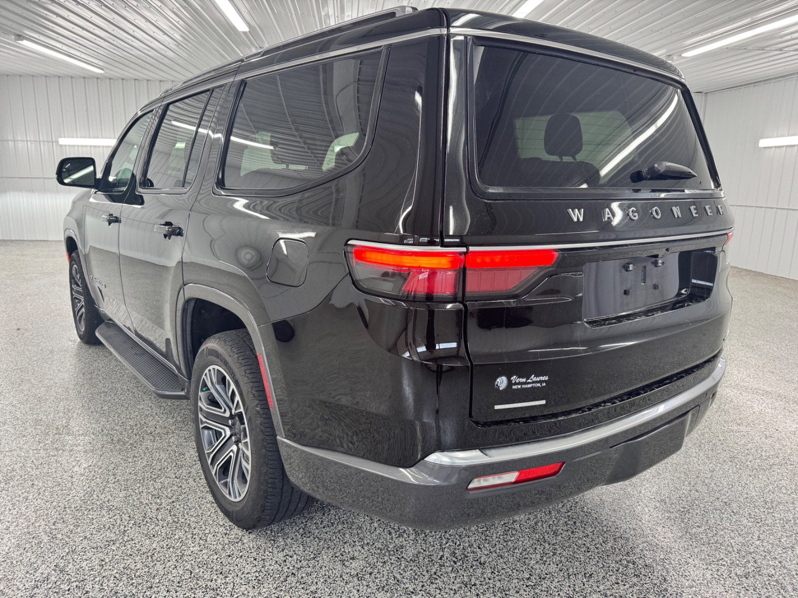 2022 Jeep Wagoneer Series III