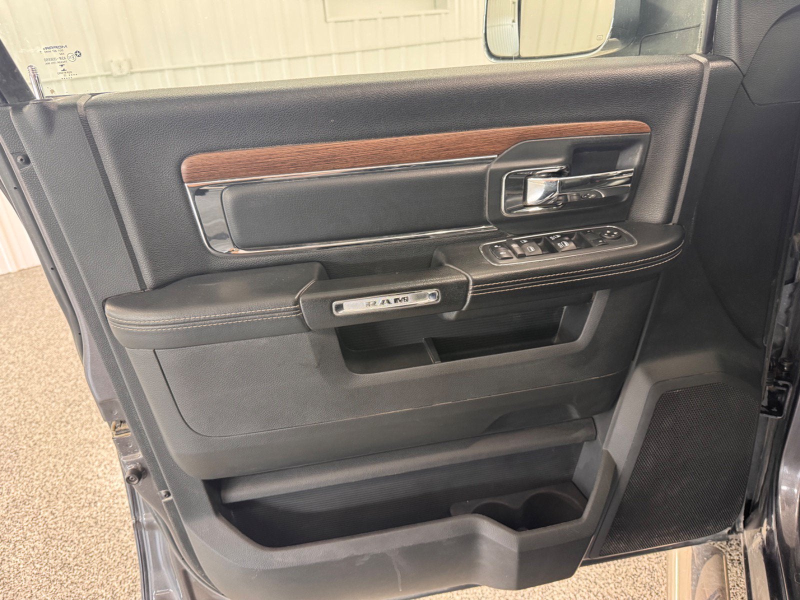 2017 RAM 1500 Laramie