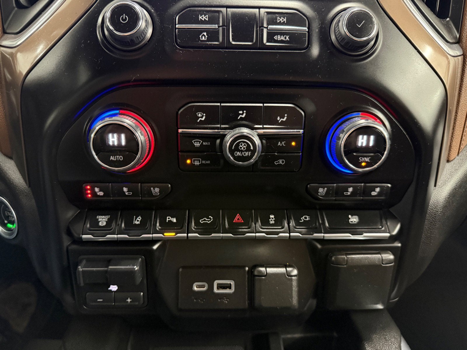 2023 Chevrolet Silverado 3500 HD High Country DRW