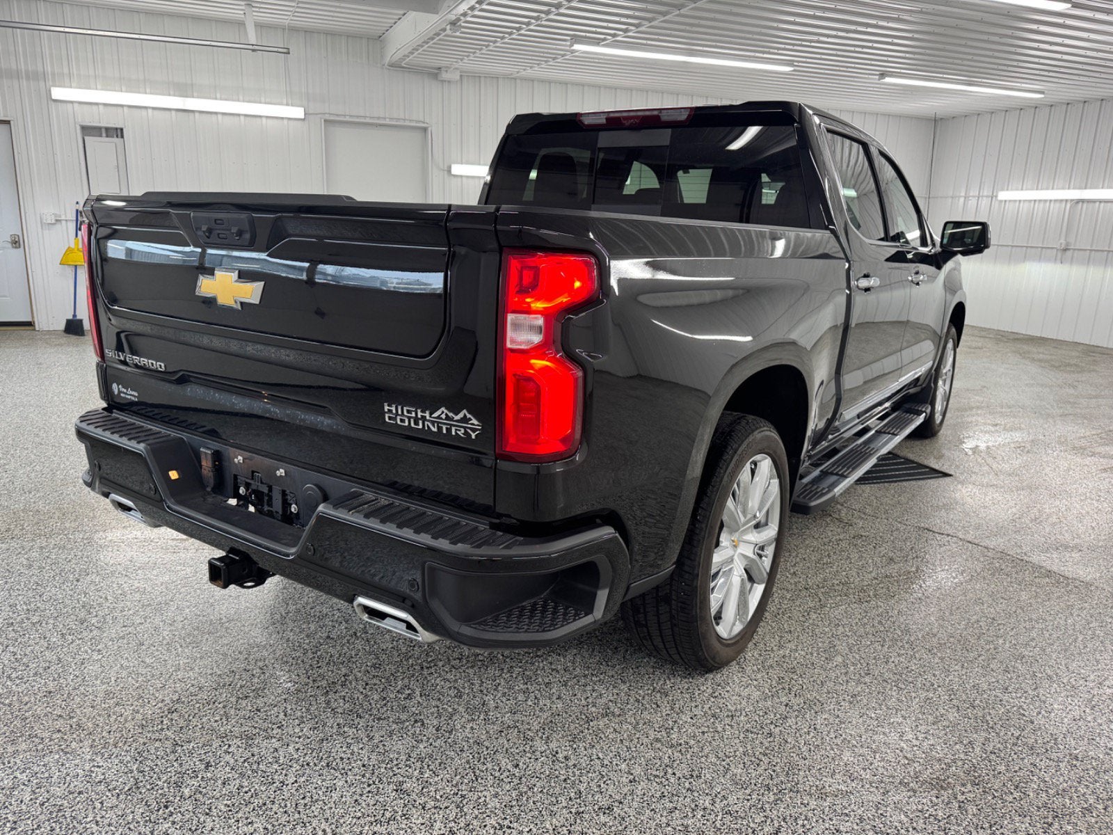 2025 Chevrolet Silverado 1500 High Country