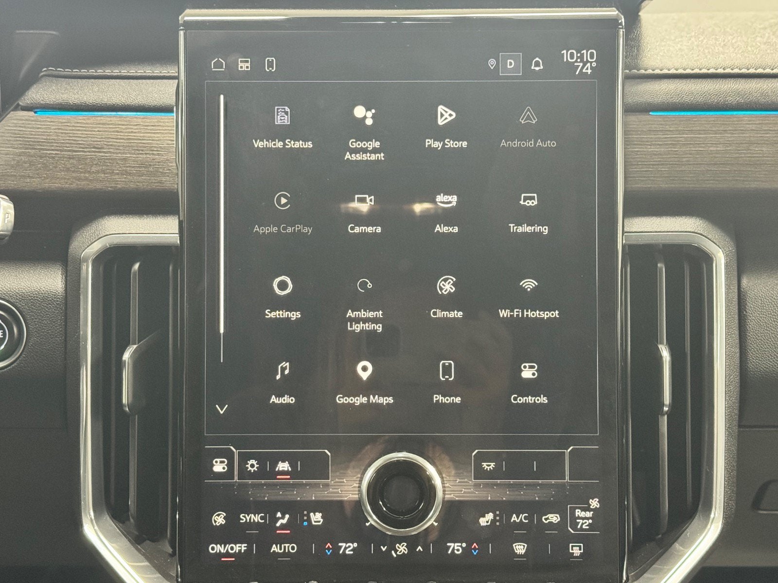 2024 GMC Acadia Denali