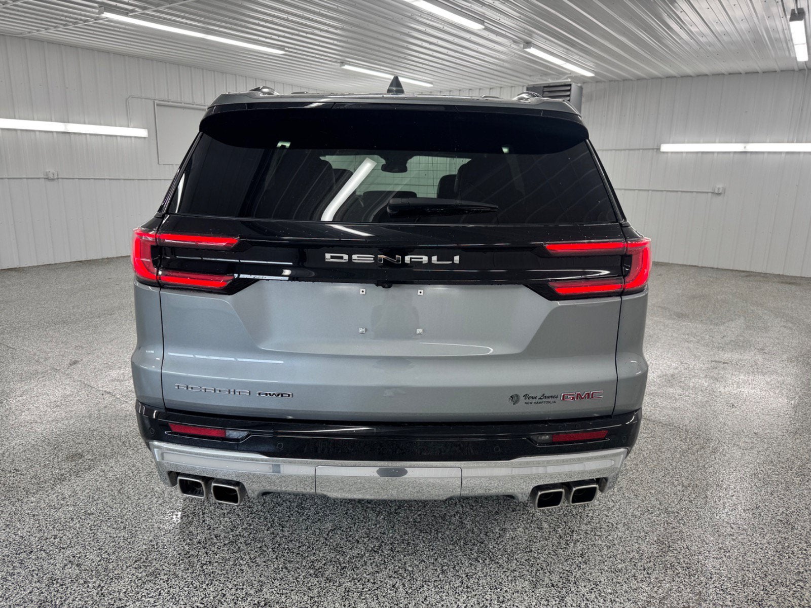 2024 GMC Acadia Denali