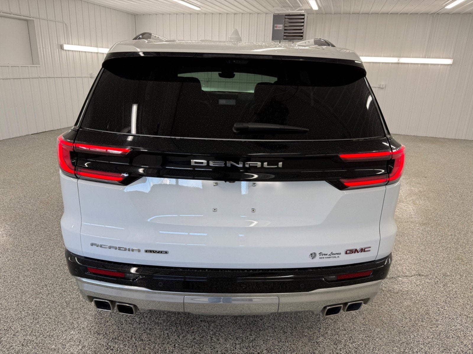 2025 GMC Acadia Denali