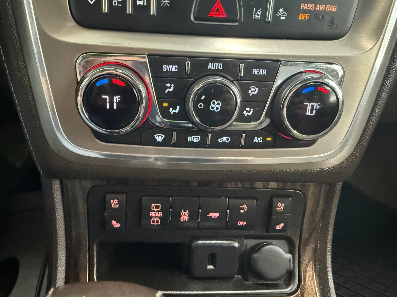 2015 GMC Acadia Denali