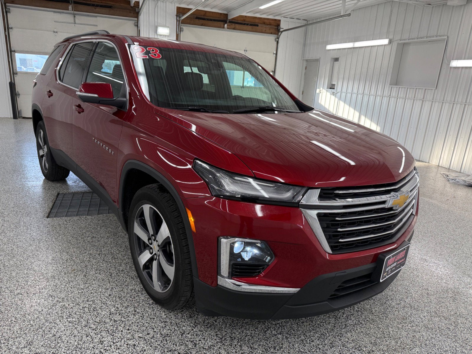 2023 Chevrolet Traverse LT Leather