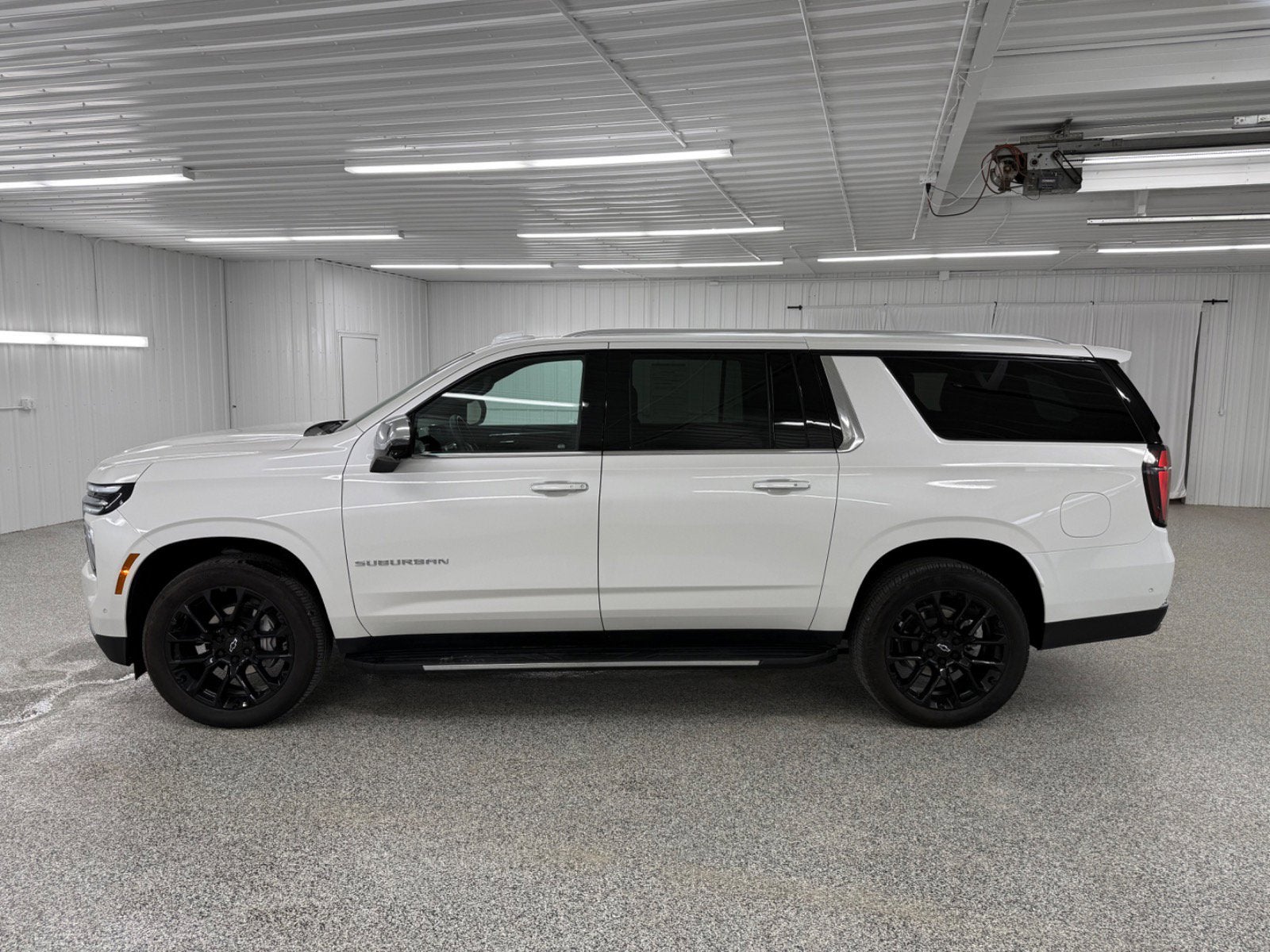 2025 Chevrolet Suburban Premier