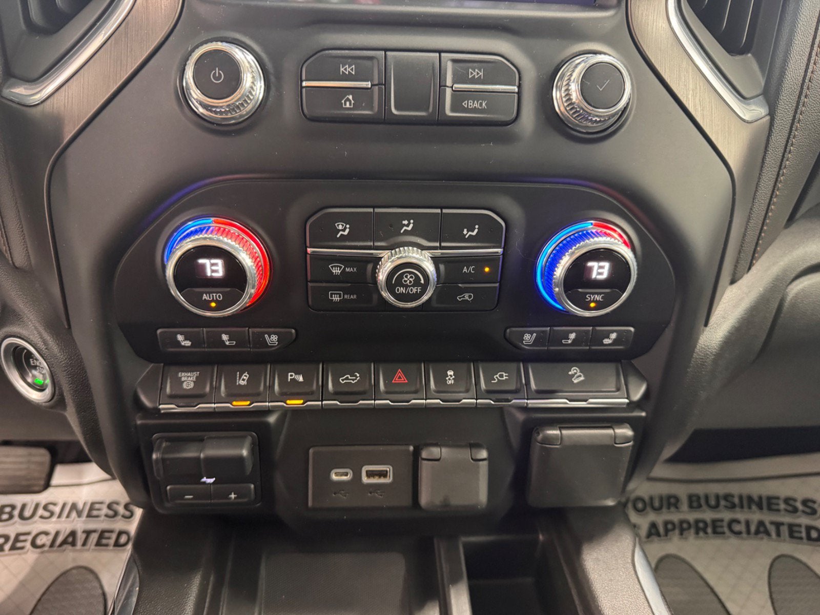 2022 GMC Sierra 3500 HD AT4