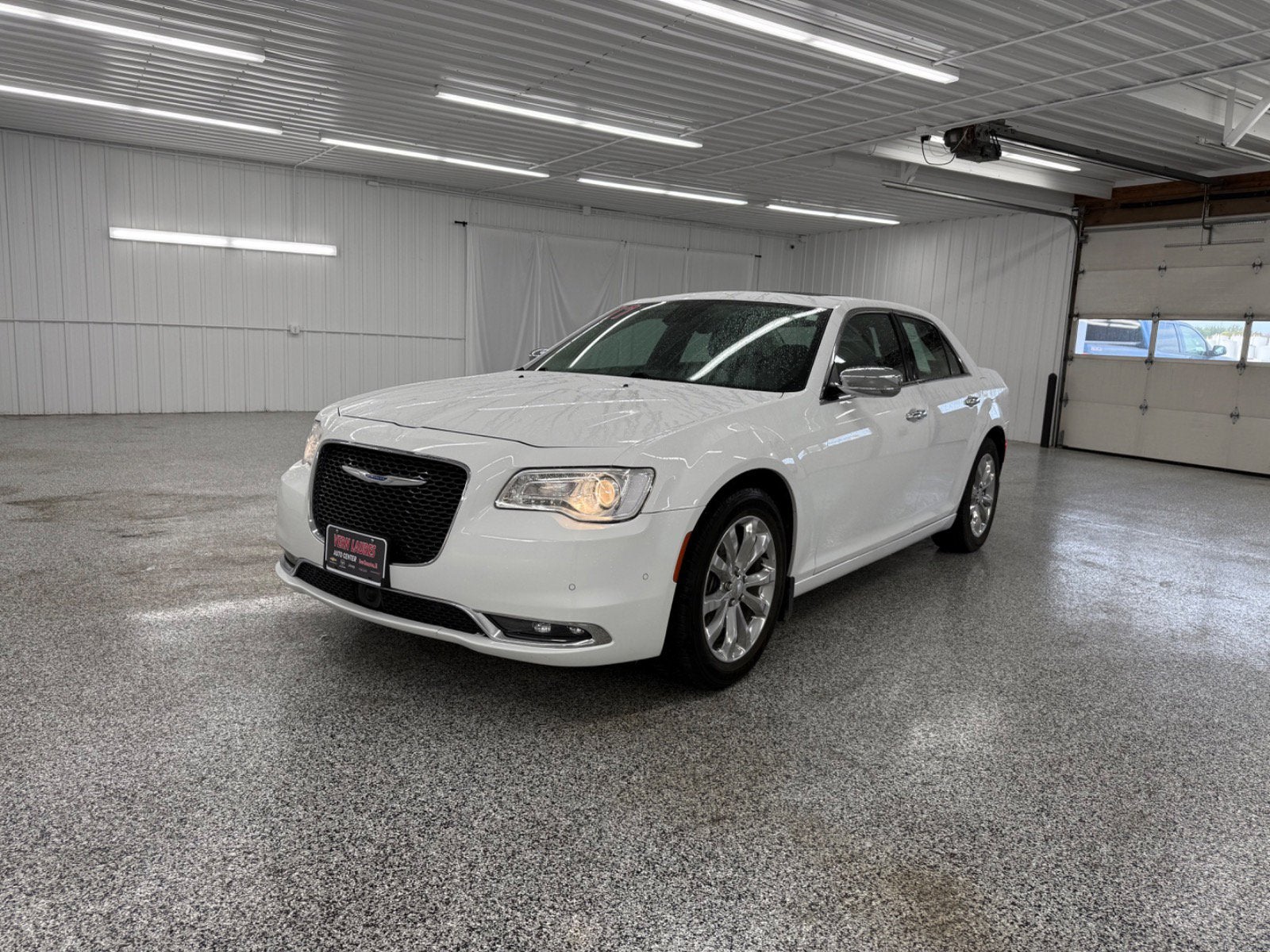 2017 Chrysler 300 300C