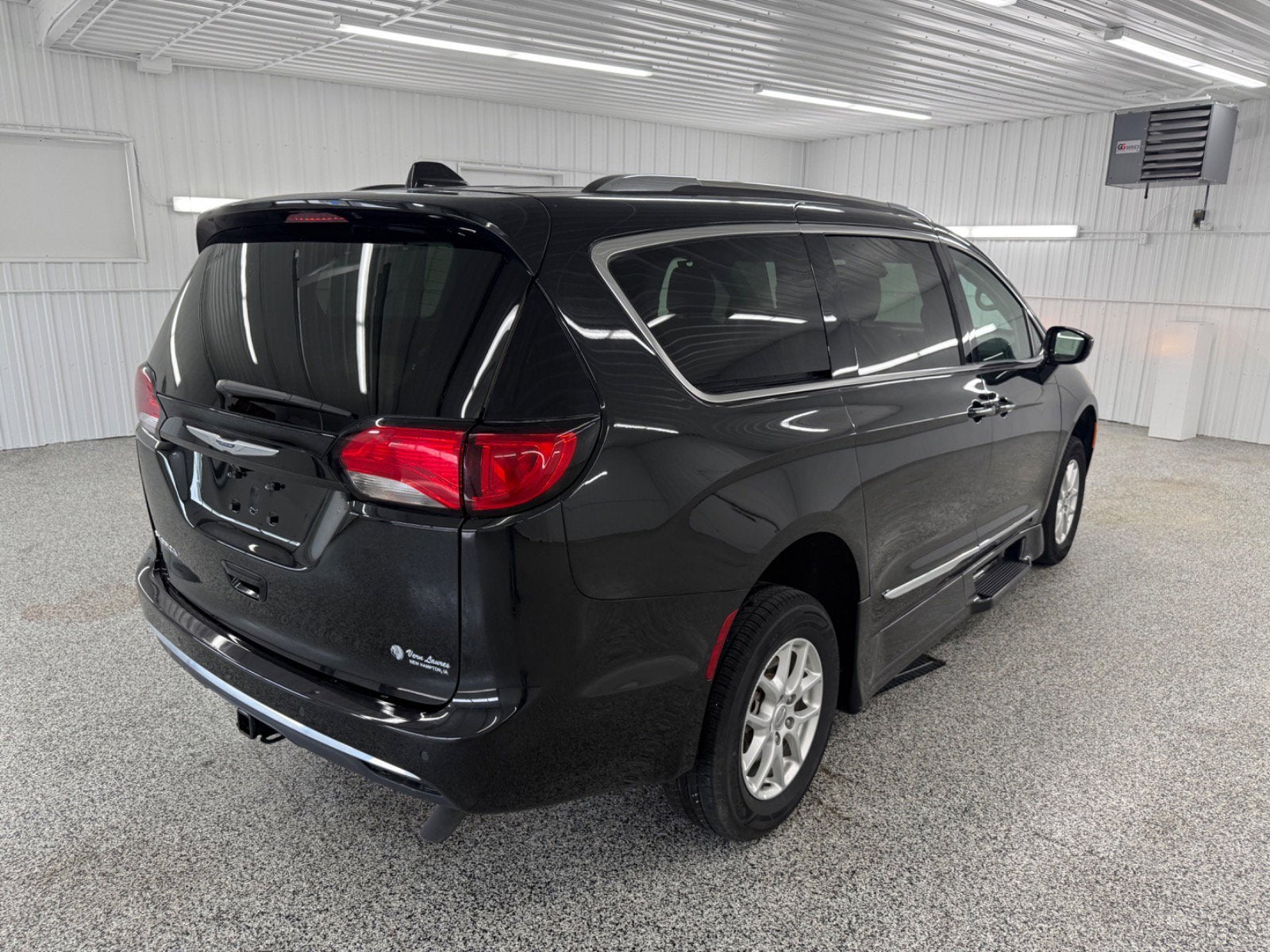 2020 Chrysler Pacifica Touring L