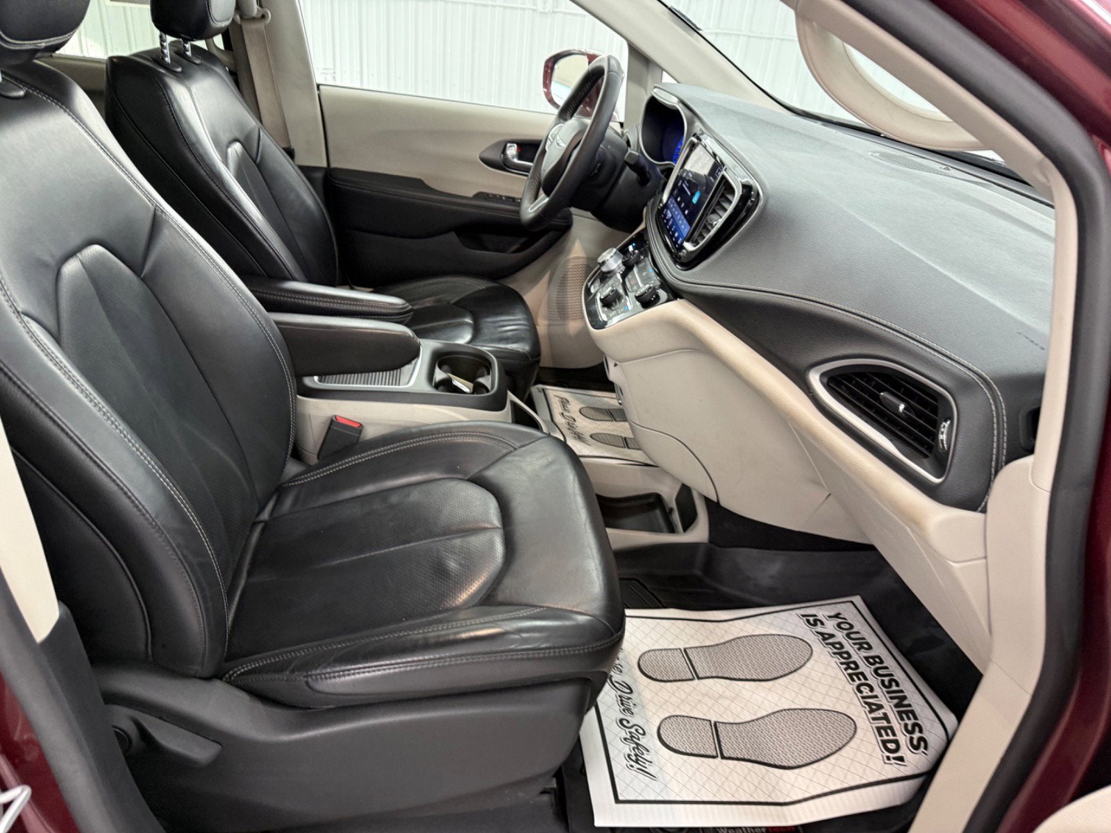 2022 Chrysler Pacifica Touring L