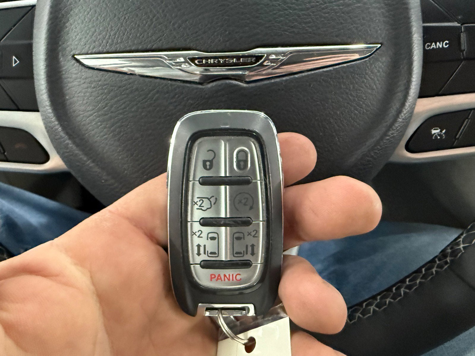 2022 Chrysler Pacifica Touring L