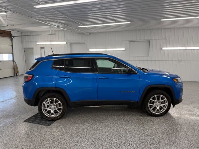 2023 Jeep Compass Latitude Lux