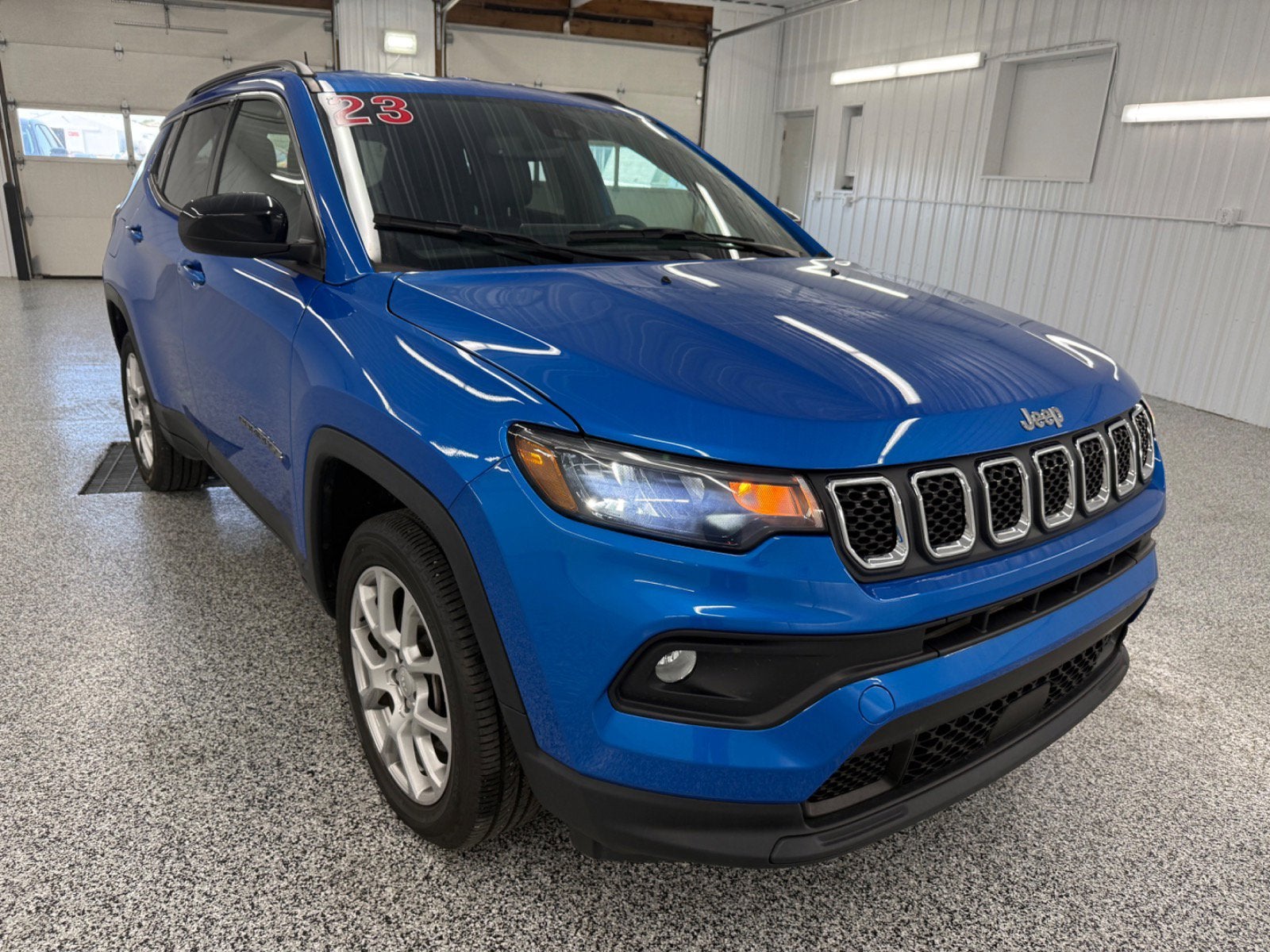 2023 Jeep Compass Latitude Lux
