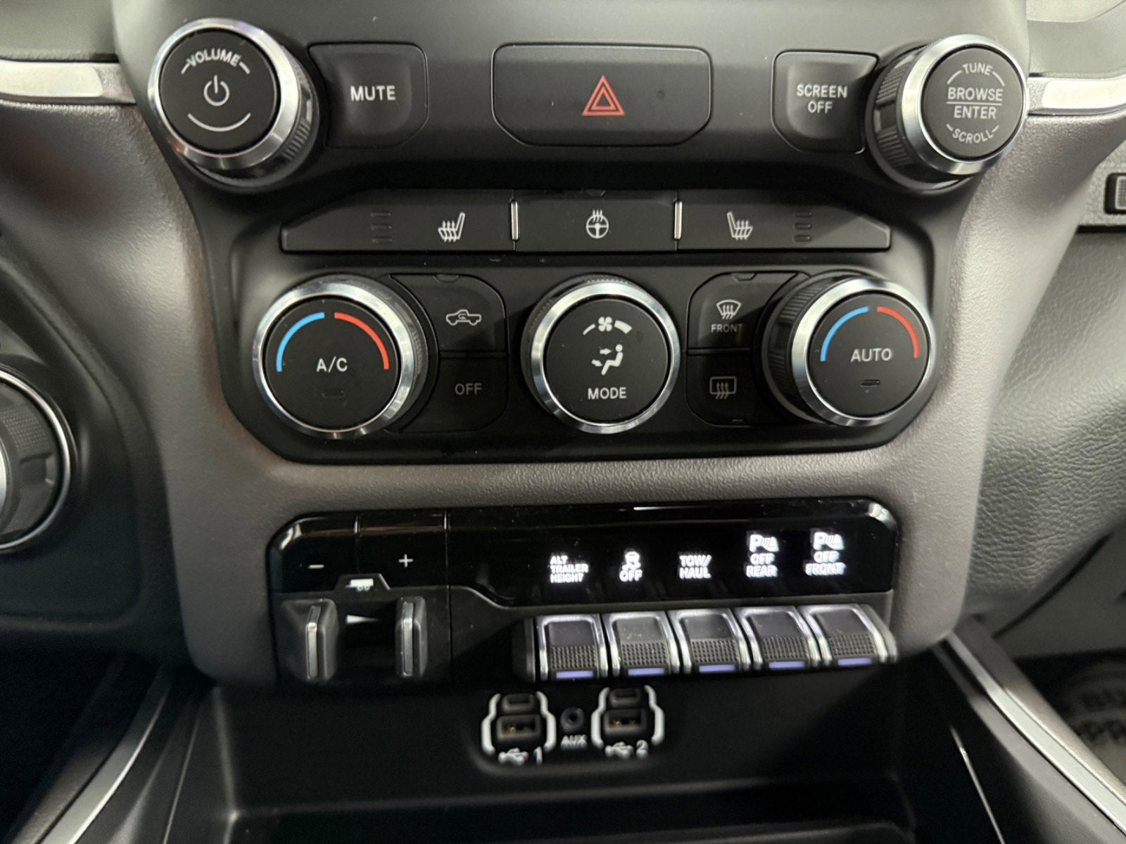 2023 RAM 3500 Big Horn