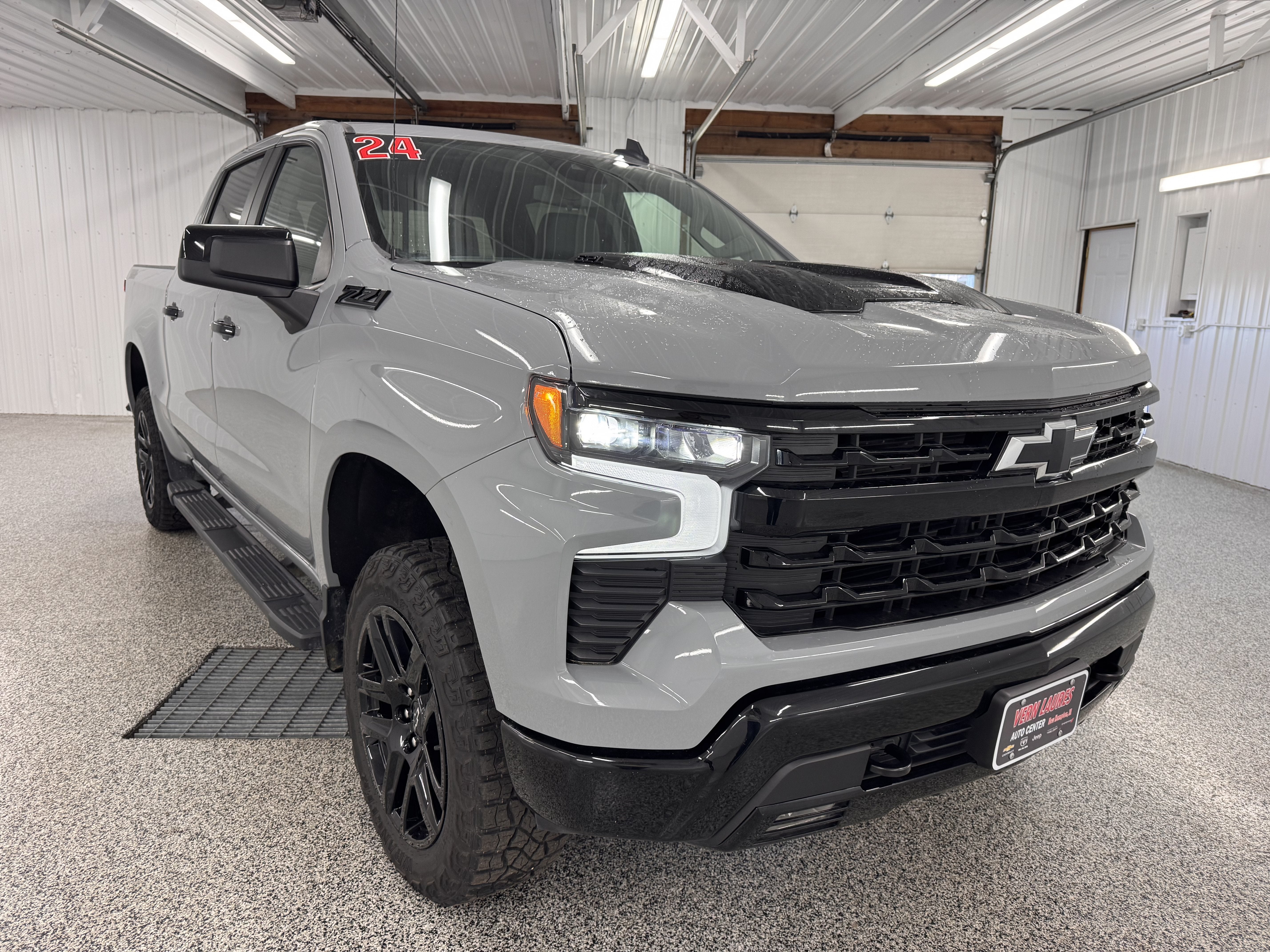 2024 Chevrolet Silverado 1500 LT Trail Boss