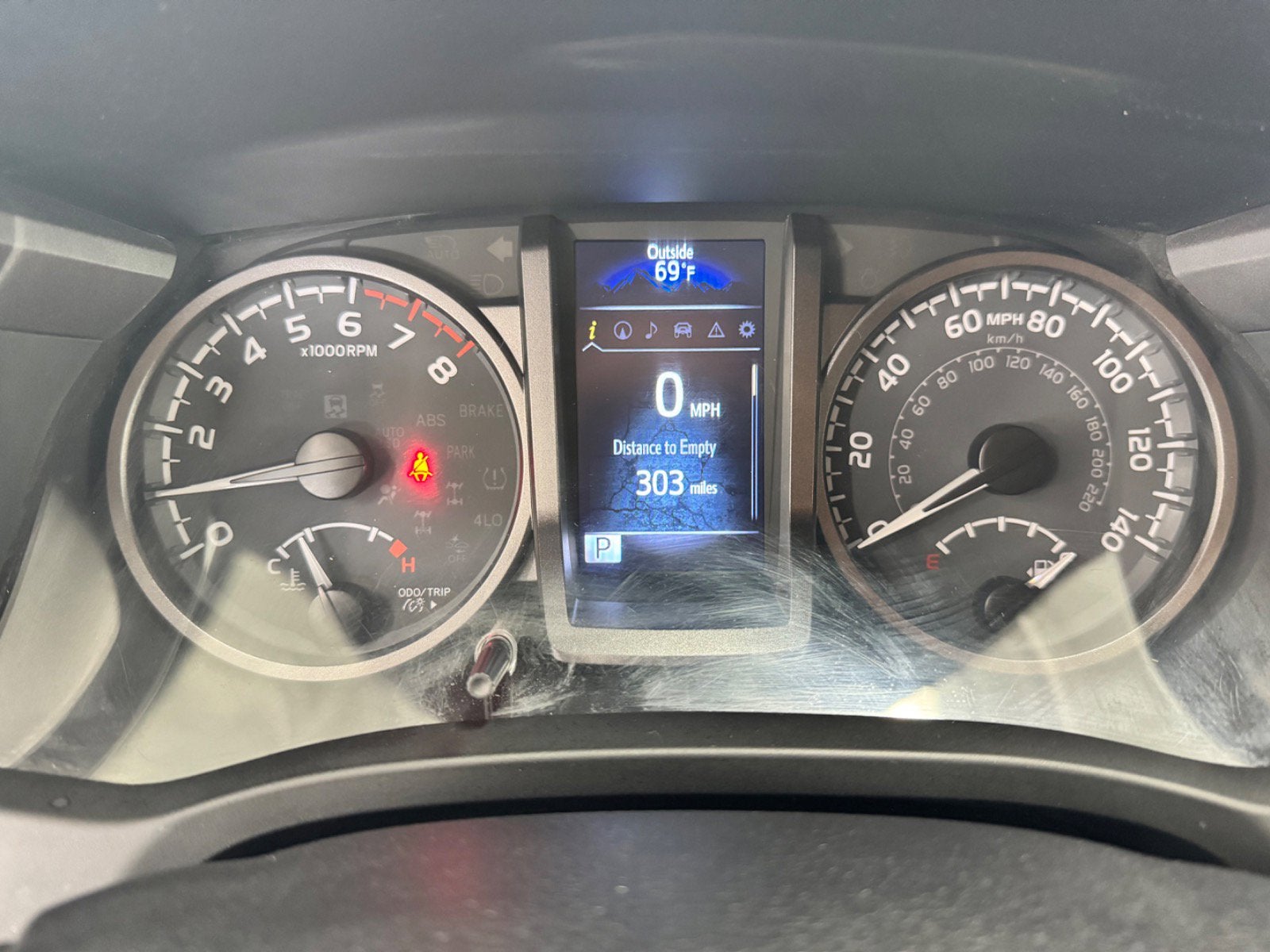 2022 Toyota Tacoma 4WD SR5