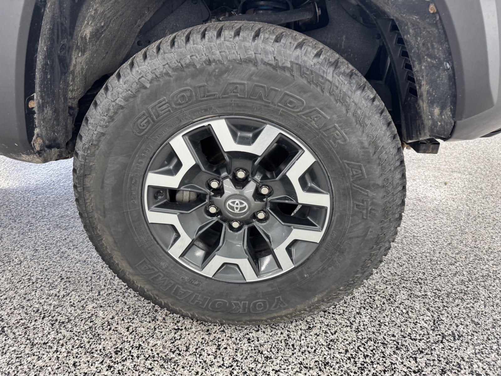 2022 Toyota Tacoma 4WD SR5