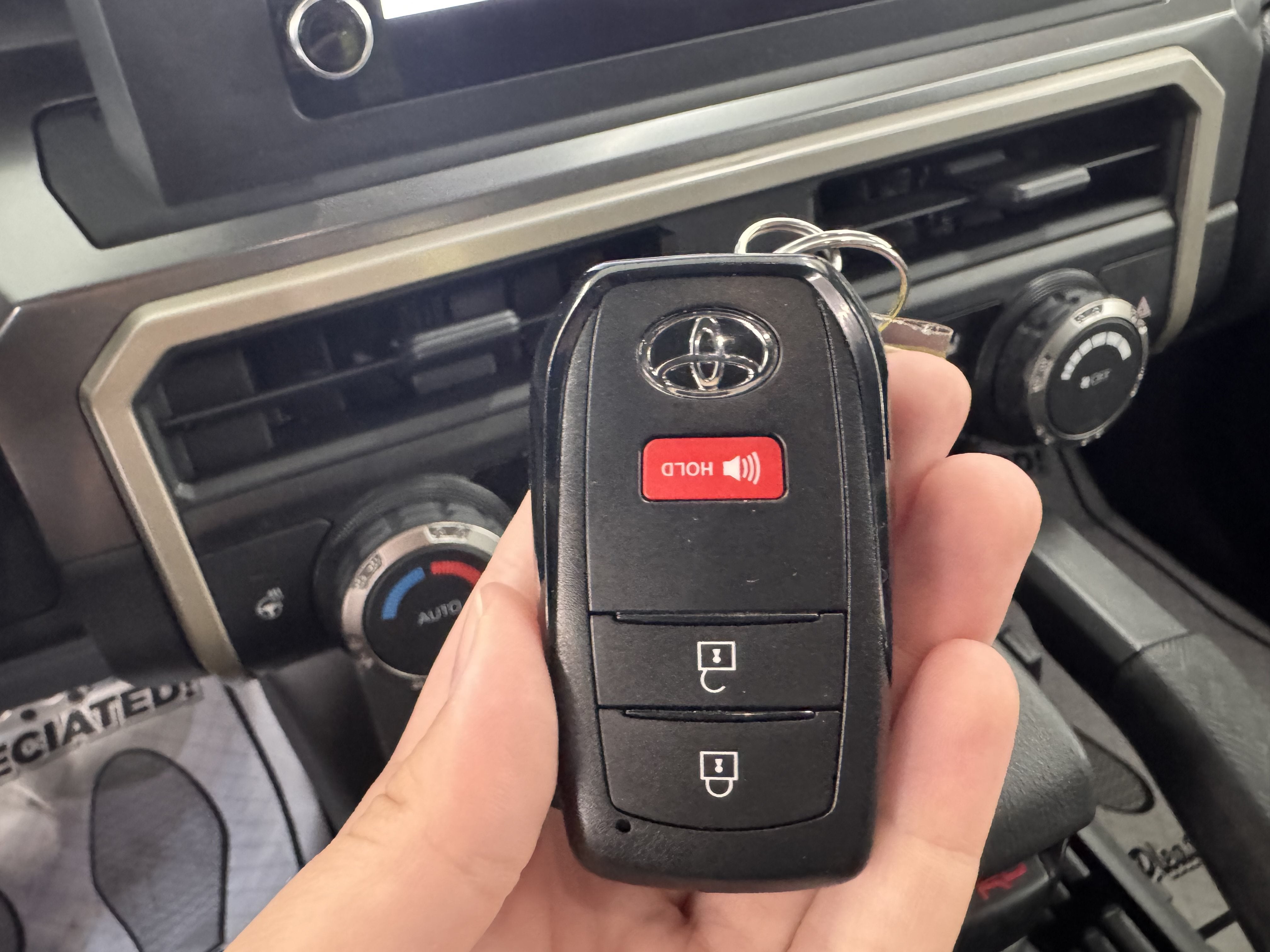 2025 Toyota Tacoma 4WD SR