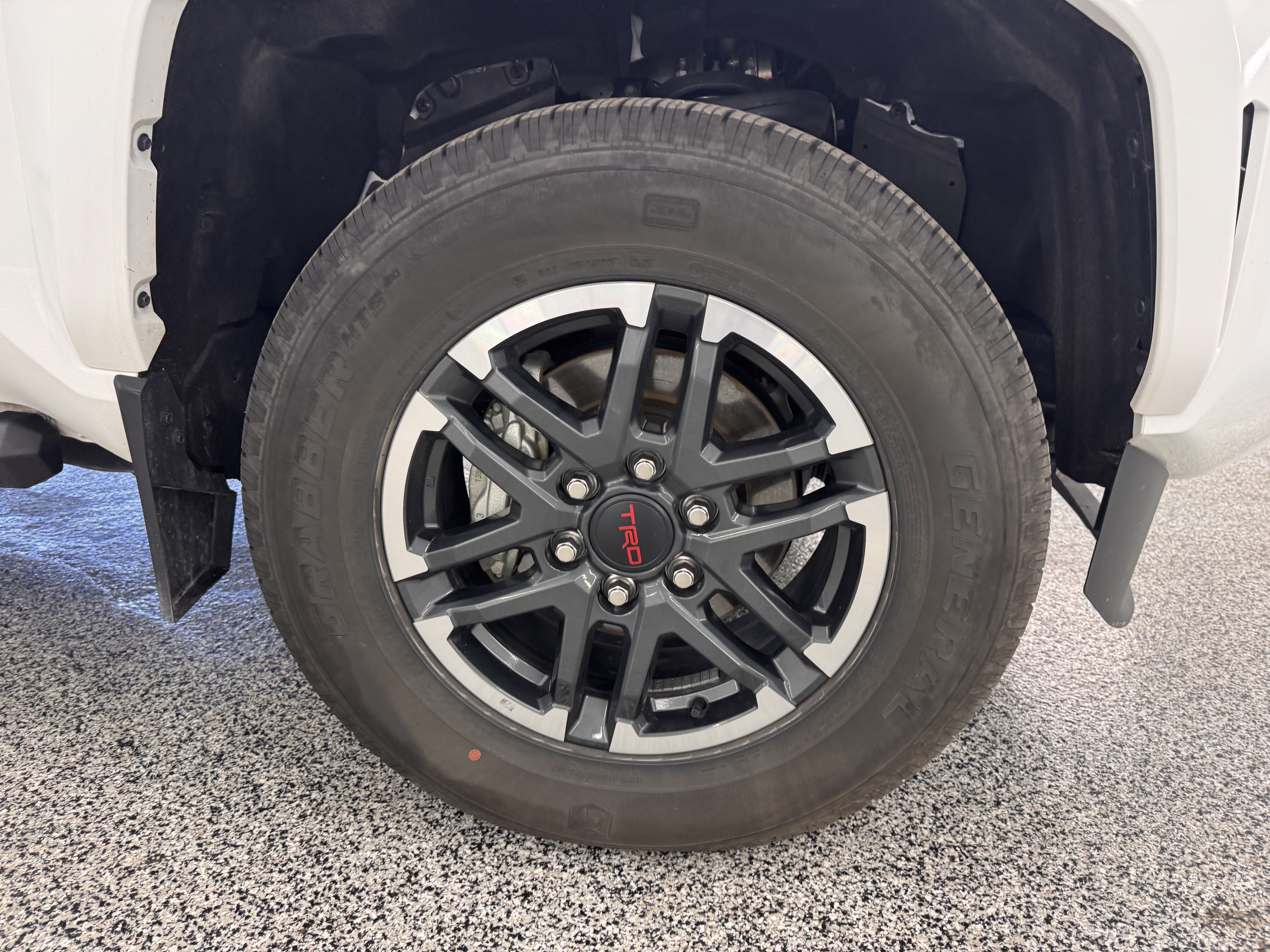 2025 Toyota Tacoma 4WD SR