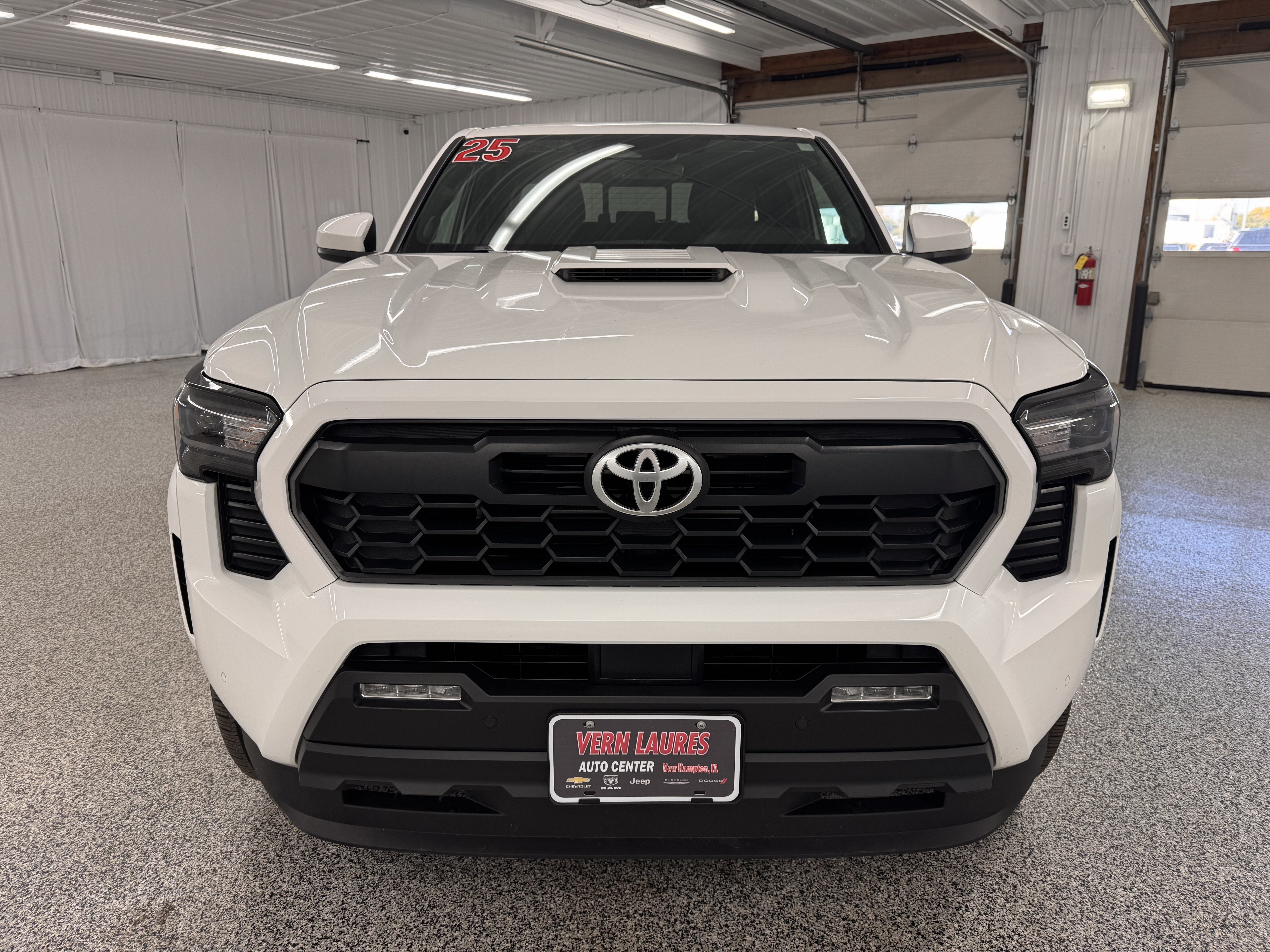 2025 Toyota Tacoma 4WD SR