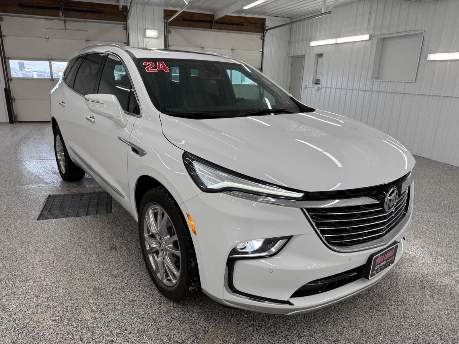 2024 Buick Enclave Essence