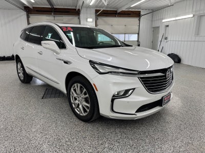 2024 Buick Enclave Essence