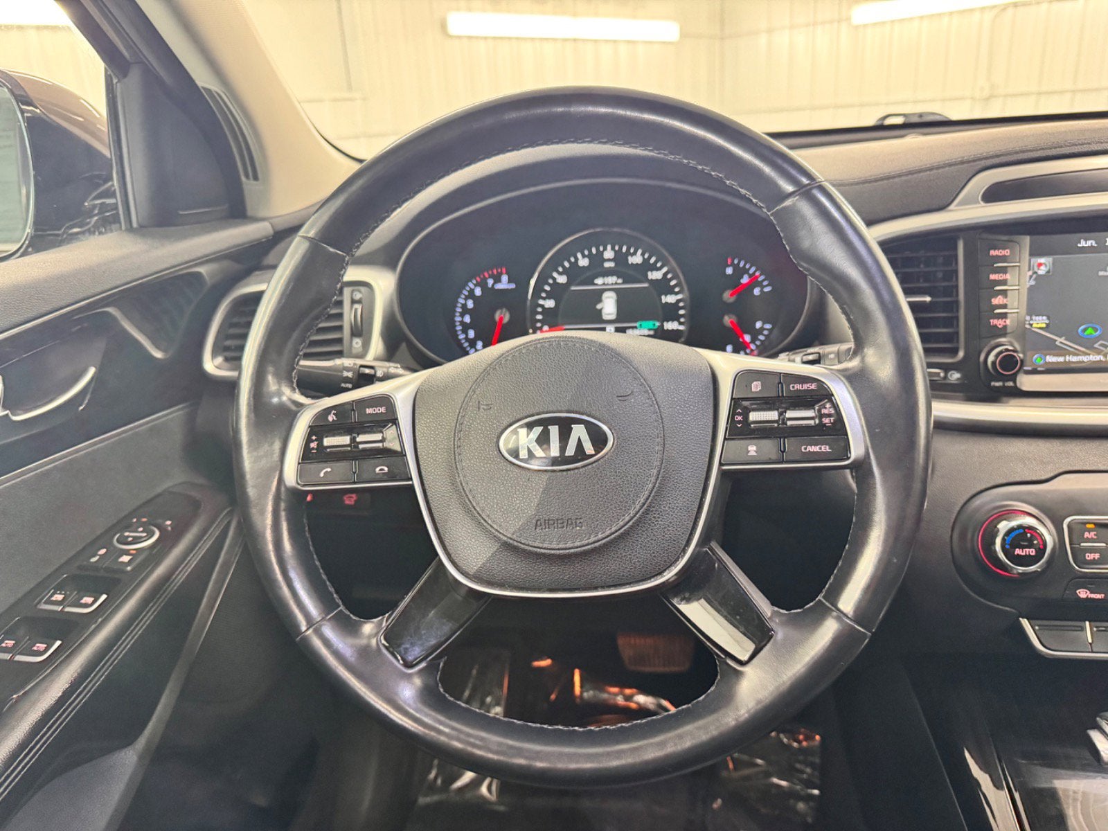 2019 Kia Sorento EX V6