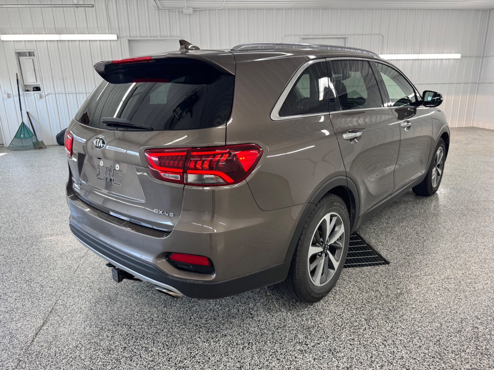 2019 Kia Sorento EX V6