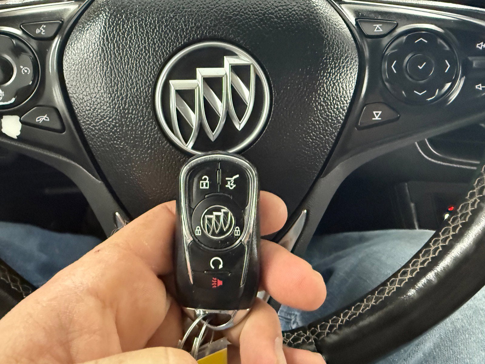 2017 Buick Envision Essence